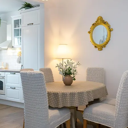 Mia Apartment *
