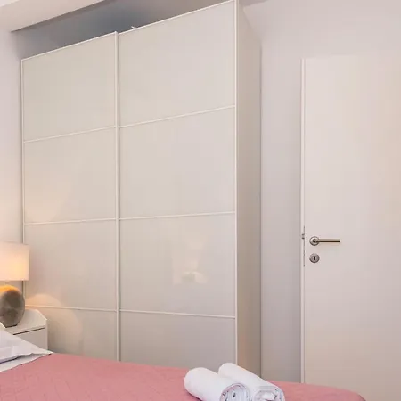 Mia Apartment