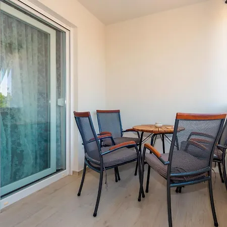 Apartment Mia Brodarica (Sibenik-Knin)